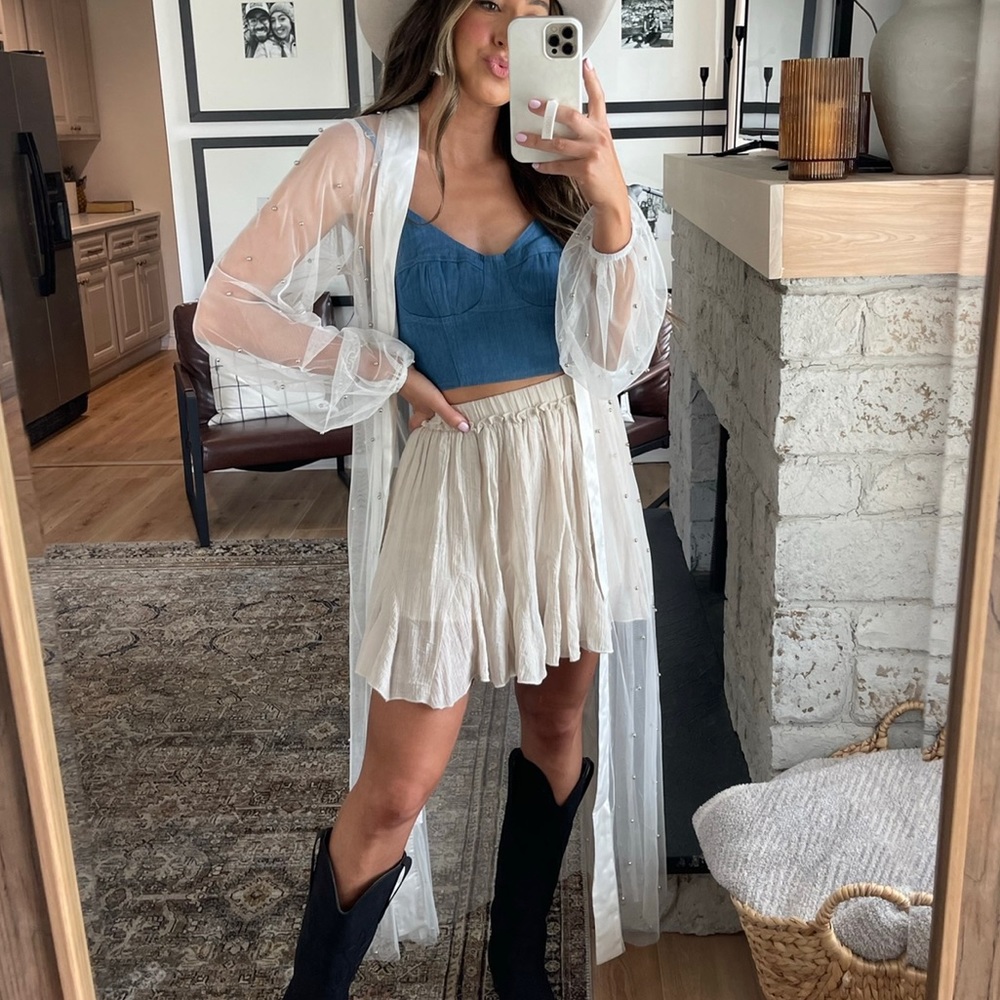 WHITE EMBELLISHED KIMONO PINK LILY